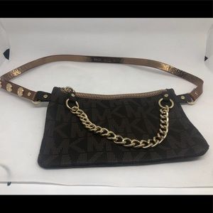 Michael Kors Belt bag with pull chain